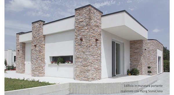 Edificio in muratura portante realizzato con Ytong SismiClima
